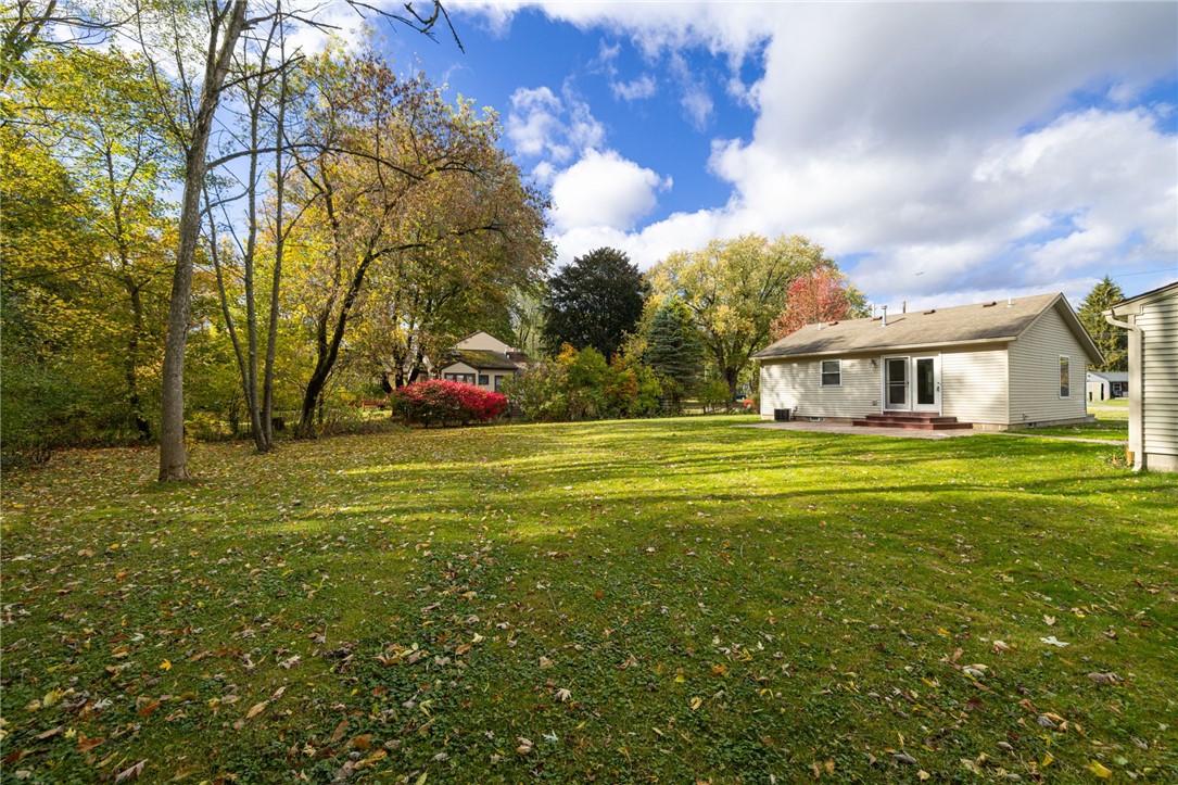 61 Stony Point Road Ogden, NY 14624 - Photo 11 of 29