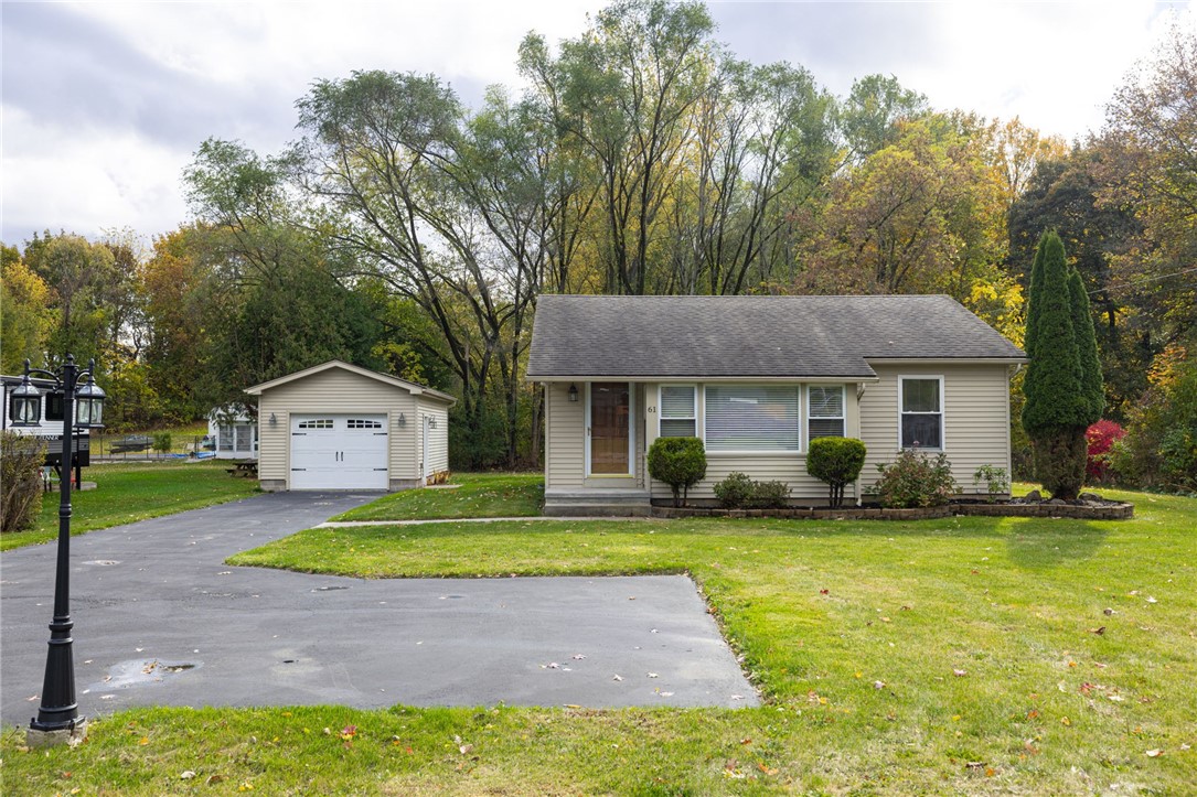 61 Stony Point Road Ogden, NY 14624 - Photo 3 of 29