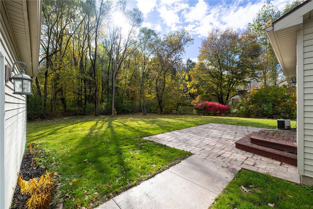 61 Stony Point Road Ogden, NY 14624 - Photo 6 of 29