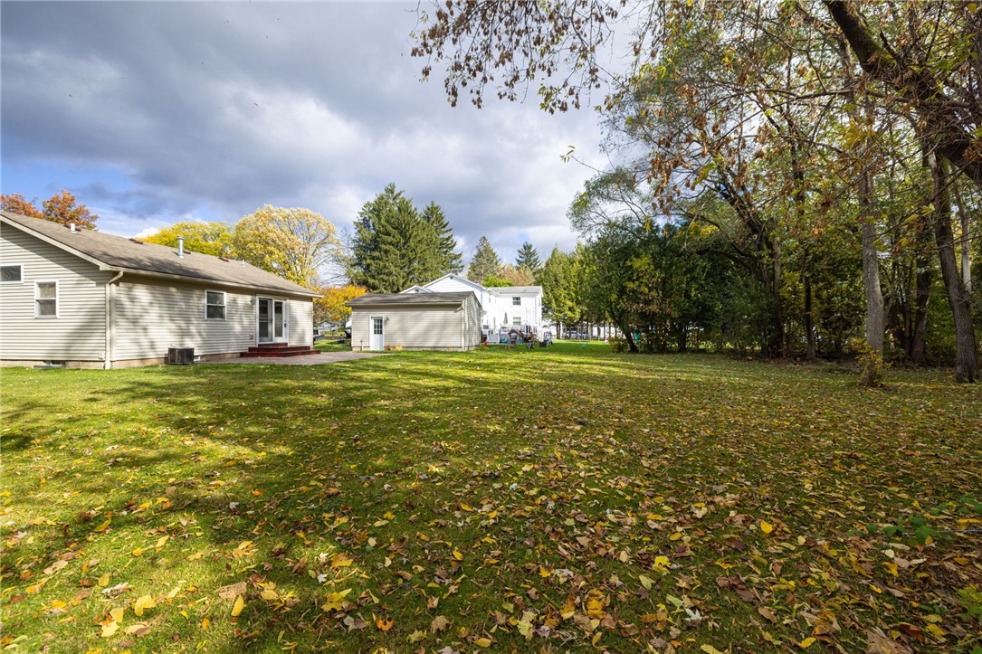 61 Stony Point Road Ogden, NY 14624 - Photo 10 of 29