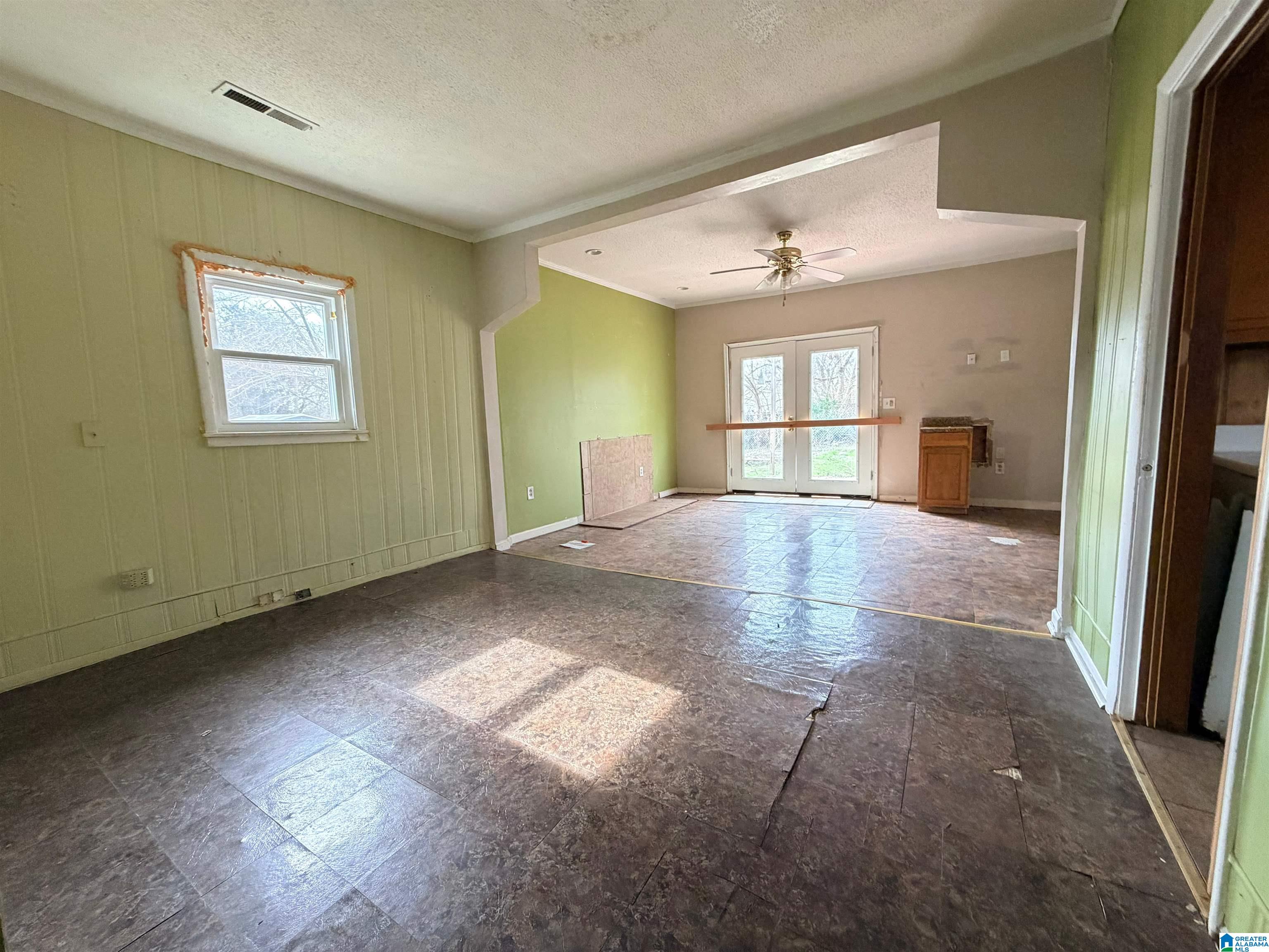 914 18th Way Southwest Birmingham, AL 35211 - Photo 13 of 19