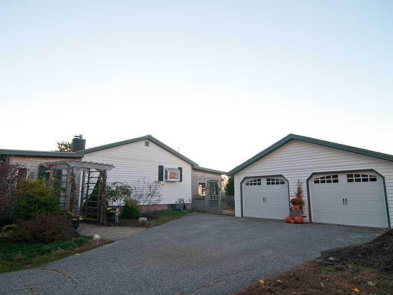 158 Maquoit Road Brunswick, ME 04011 - Photo 24 of 33 Exterior Front.
