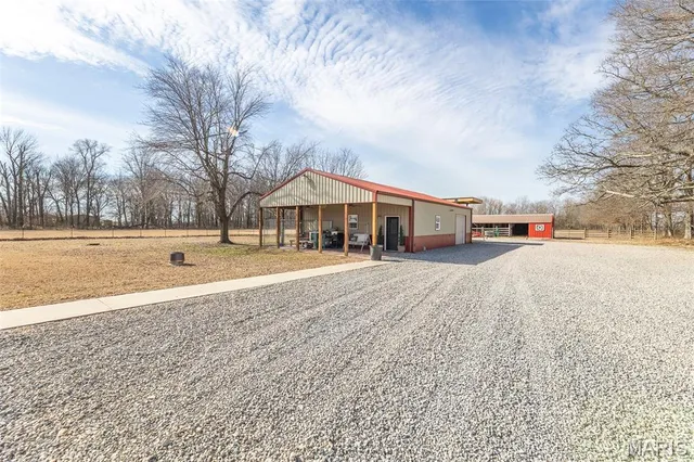$219,900 | 1259 North State Hwy H, Bernie, MO 63822