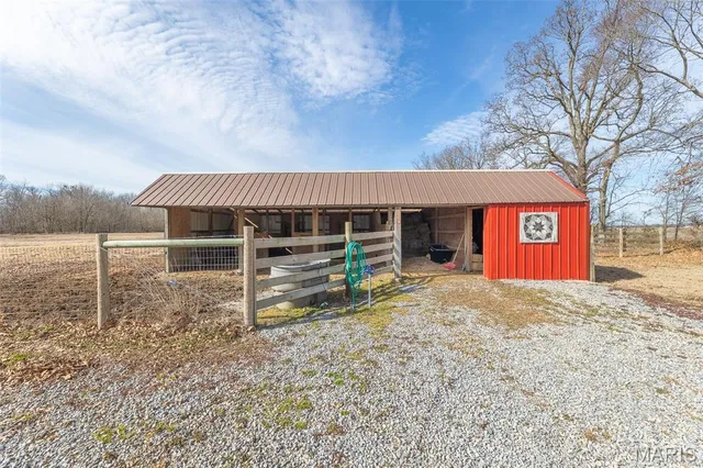 $219,900 | 1259 North State Hwy H, Bernie, MO 63822