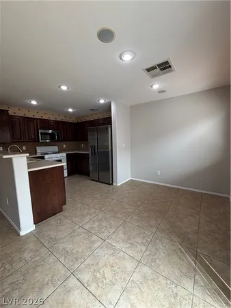 $1,725 | 10392 Lady Angela Street, Las Vegas, NV 89183