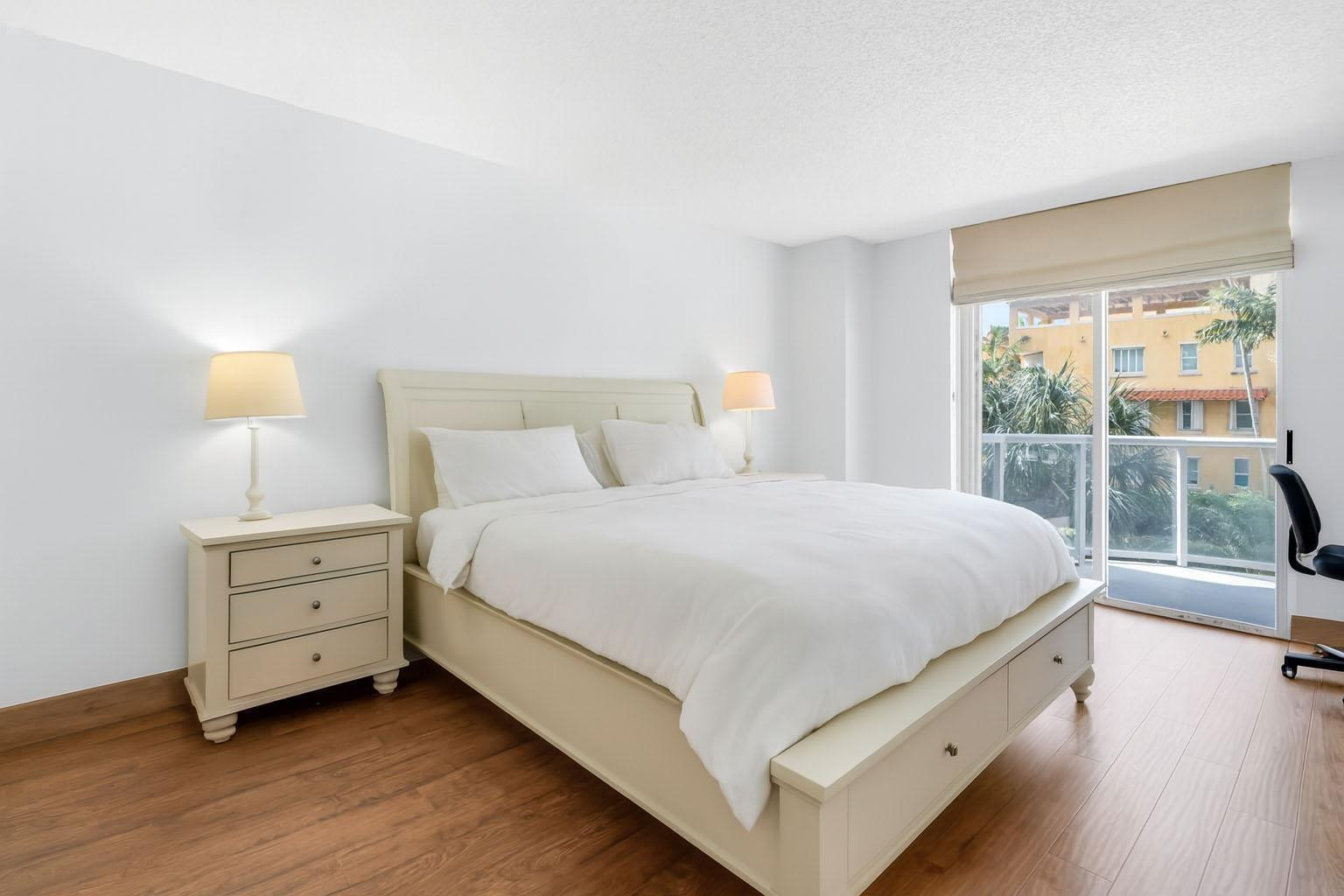 8855 Collins Avenue, Unit 2D Surfside, FL 33154 - Photo 13 of 25 Photo 13