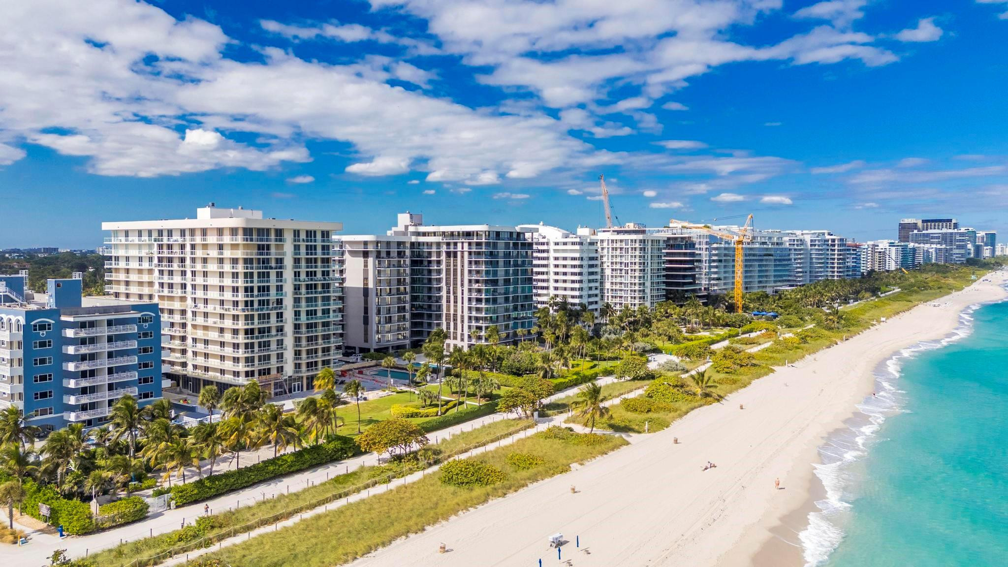 8855 Collins Avenue, Unit 2D Surfside, FL 33154 - Photo 23 of 25 Photo 23