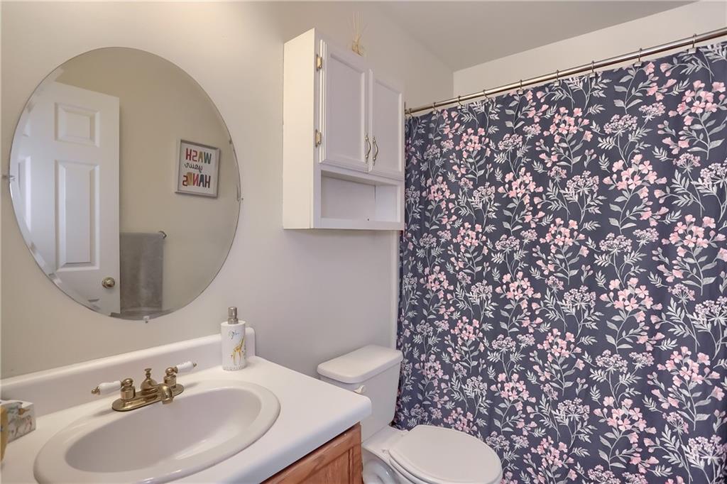 269 Randy Lane Coraopolis, PA 15108 - Photo 21 of 35 Gallery Image 21