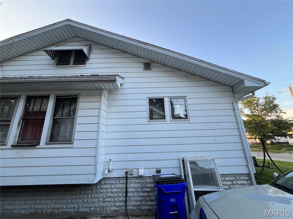 231 South 19th Street Decatur, IL 62521 - Photo 5 of 46