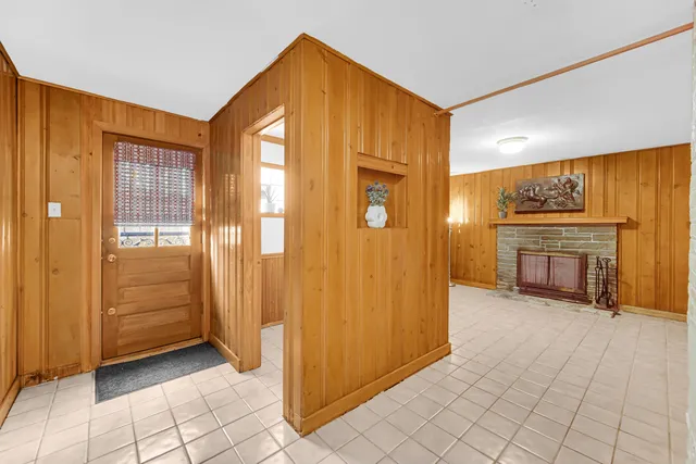 a view of a livingroom with a fireplace