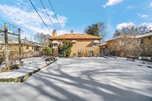 a view of a basketball court