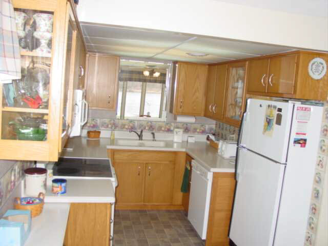 10410 North Grove Road Milford, IN 46542 - Photo 6 of 24 Gallery Image 6