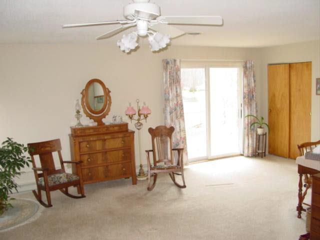 10410 North Grove Road Milford, IN 46542 - Photo 10 of 24 Gallery Image 10