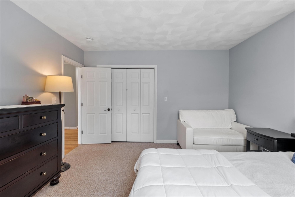 10 Juniper Lane Georgetown, MA 01833 - Photo 23 of 42