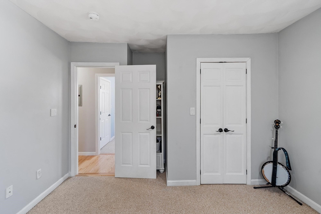 10 Juniper Lane Georgetown, MA 01833 - Photo 25 of 42