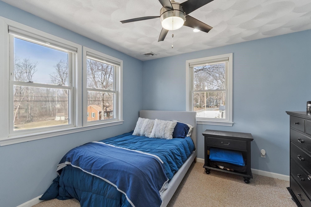 10 Juniper Lane Georgetown, MA 01833 - Photo 26 of 42