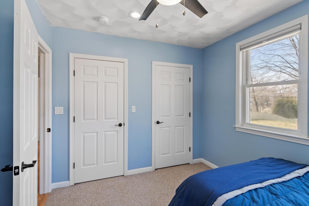 10 Juniper Lane Georgetown, MA 01833 - Photo 28 of 42