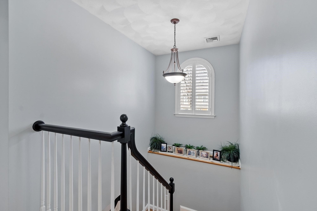 10 Juniper Lane Georgetown, MA 01833 - Photo 30 of 42