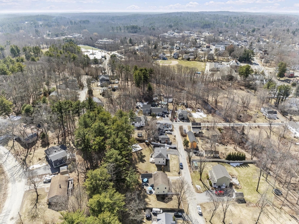 10 Juniper Lane Georgetown, MA 01833 - Photo 40 of 42
