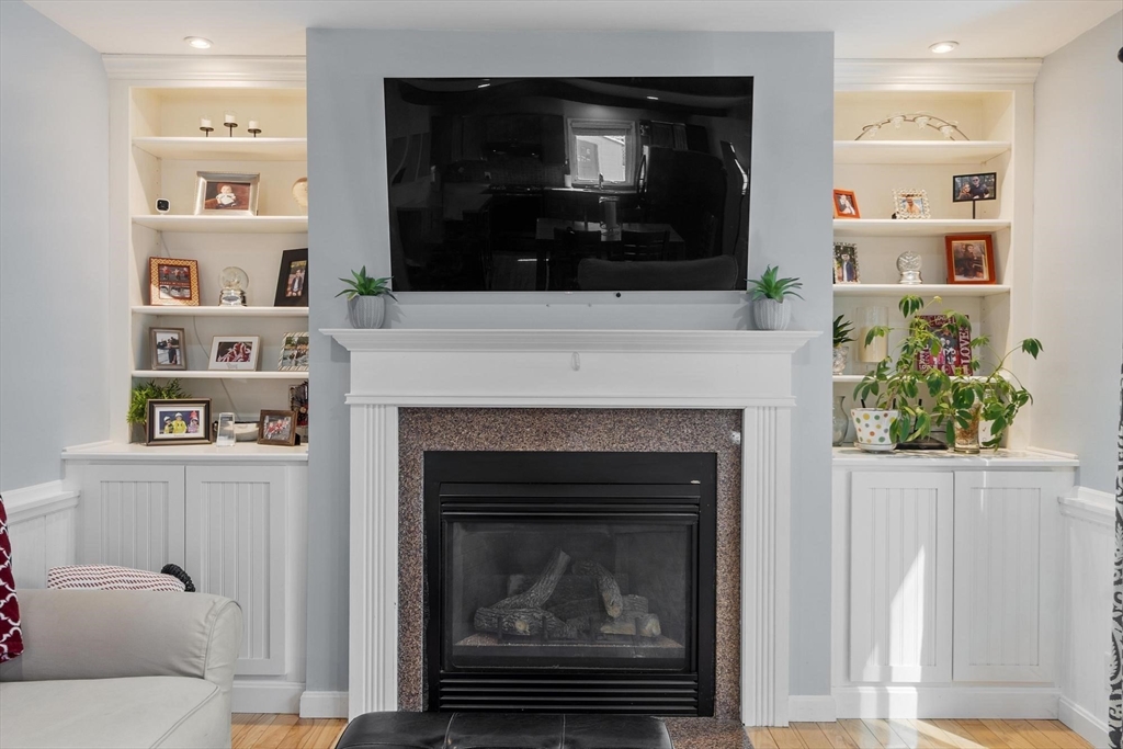 10 Juniper Lane Georgetown, MA 01833 - Photo 9 of 42