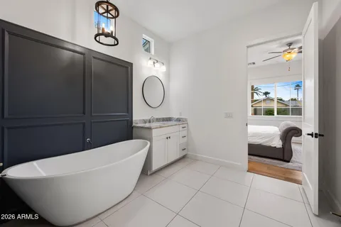 $1,795,000 | 4201 East Cheery Lynn Road, Phoenix, AZ 85018