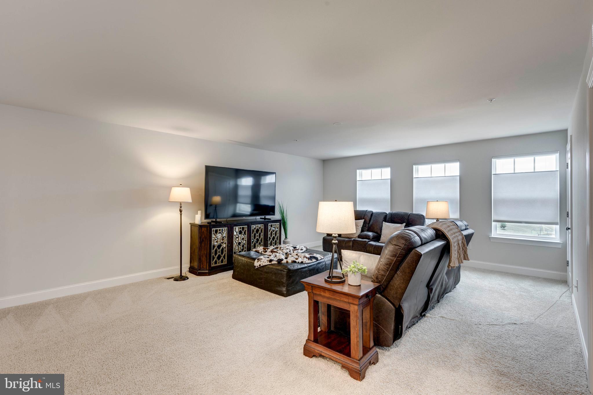 620 Friendship Road Westminster, MD 21157 - Photo 27 of 42 Great room