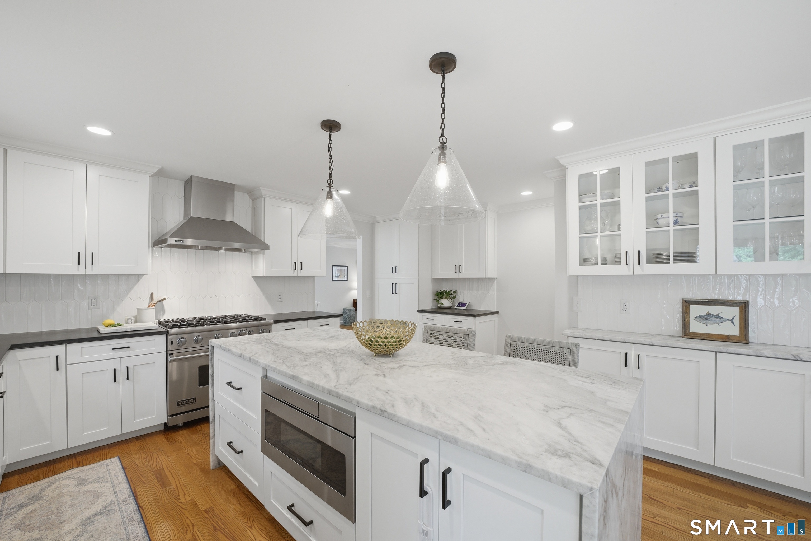 201 Middlesex Road Darien, CT 06820 - Photo 6 of 39