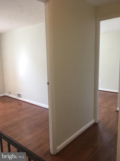7618 Burnside Road Landover, MD 20785 - Photo 11 of 17 Upstairs hall