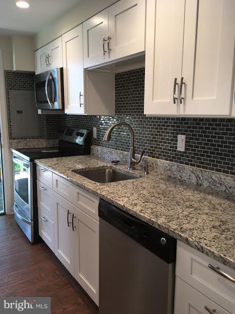 7618 Burnside Road Landover, MD 20785 - Photo 7 of 17 Gourmet kitchen