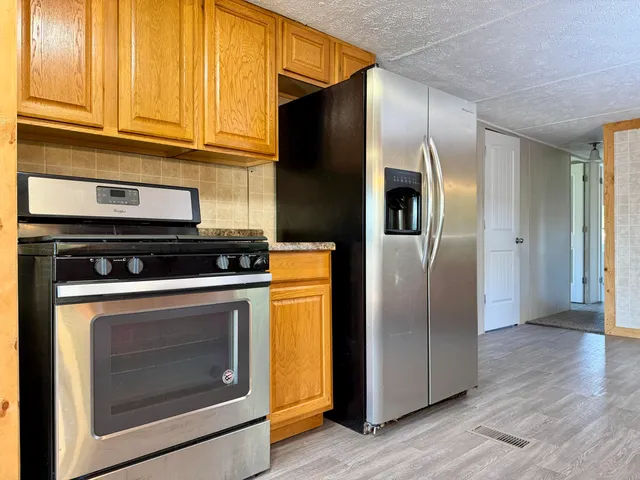 $194,900 | 2565 Lapo Rd Lake, Lake Odessa, MI 48849