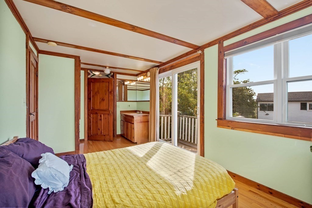 3 Locust Lane Gloucester, MA 01930 - Photo 16 of 33