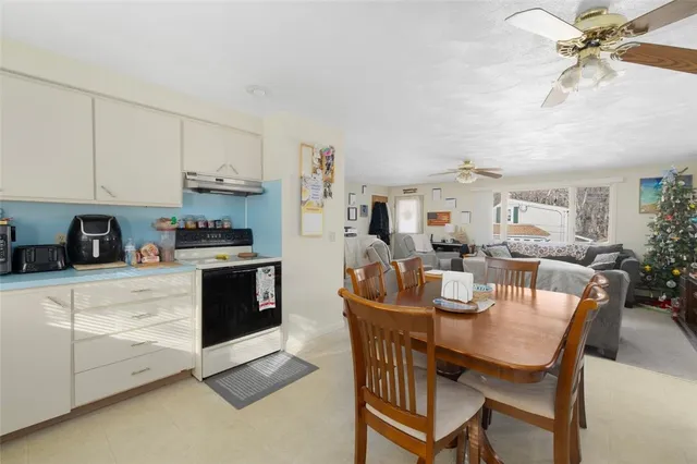 $649,900 | 9 Regent Street, Coventry, RI 02816