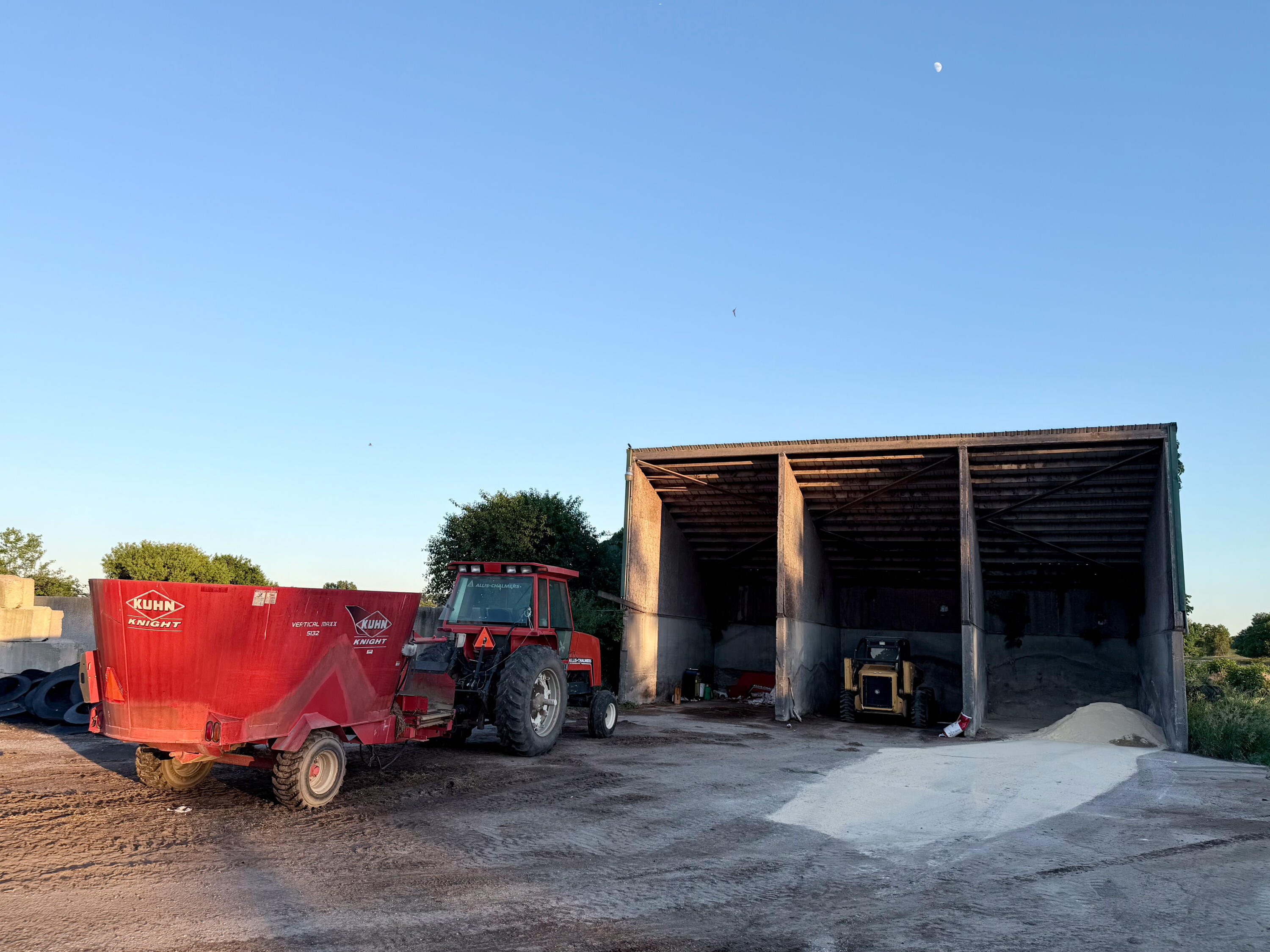 8375 South Stoney Lake Road Jackson, MI 49201 - Photo 5 of 101 Jackson 111.84-019