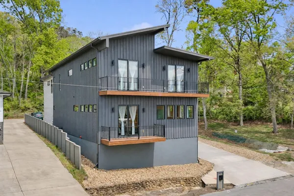 $1,000,000 | 509 Eaves Place, Chattanooga, TN 37405