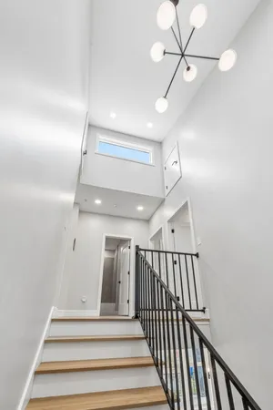 $1,000,000 | 509 Eaves Place, Chattanooga, TN 37405