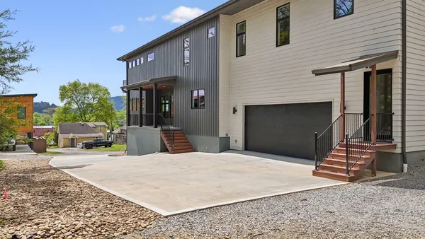 $1,000,000 | 509 Eaves Place, Chattanooga, TN 37405