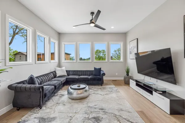 $1,000,000 | 509 Eaves Place, Chattanooga, TN 37405