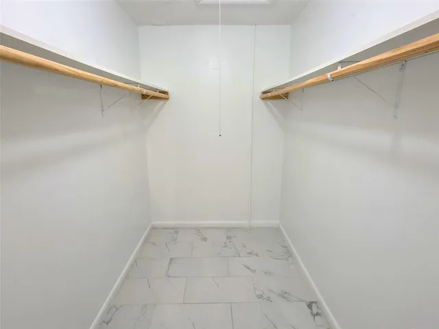 $2,049 | 928 South Federal Highway, Unit 25, Lake Worth Beach, FL 33460