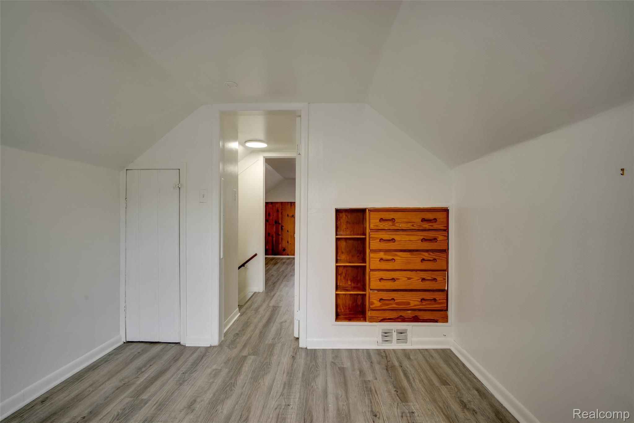 3149 Poplar Avenue Warren, MI 48091 - Photo 20 of 26 20.jpg