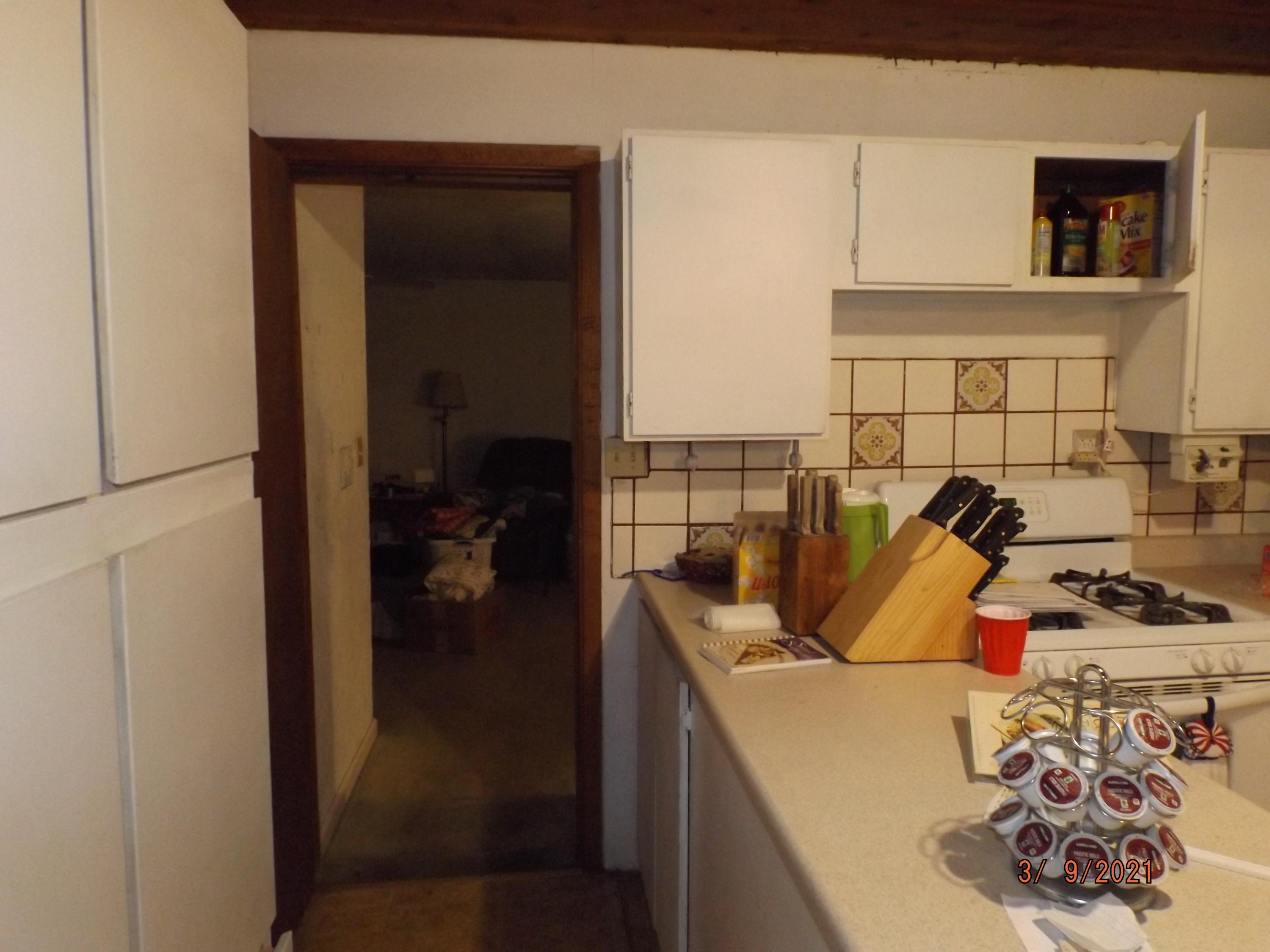 1432 Mussel Shoals Avenue Shasta Lake, CA 96019 - Photo 9 of 24 Kitchen