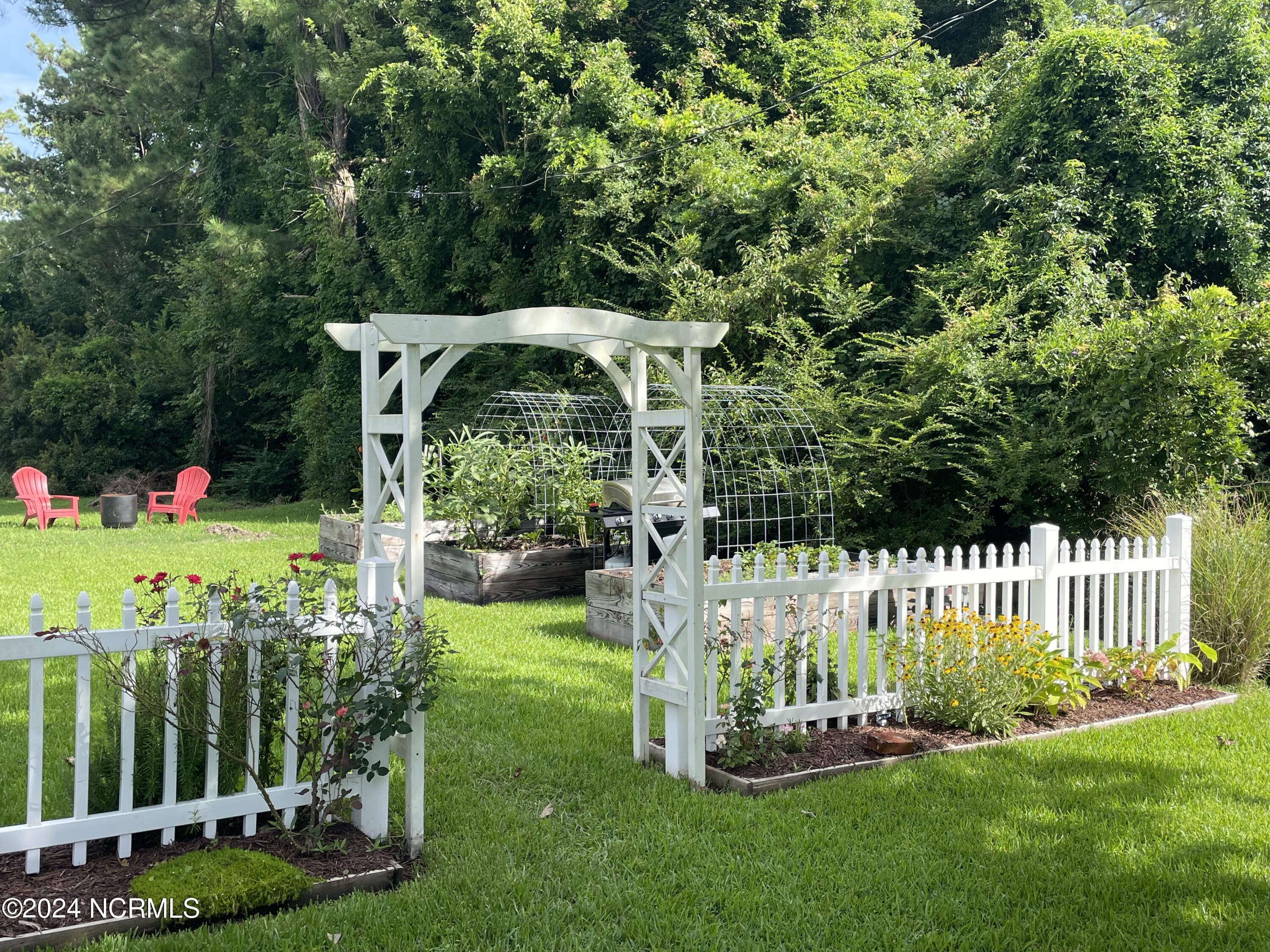 263 Core Creek Road Beaufort, NC 28516 - Photo 23 of 55 Yard