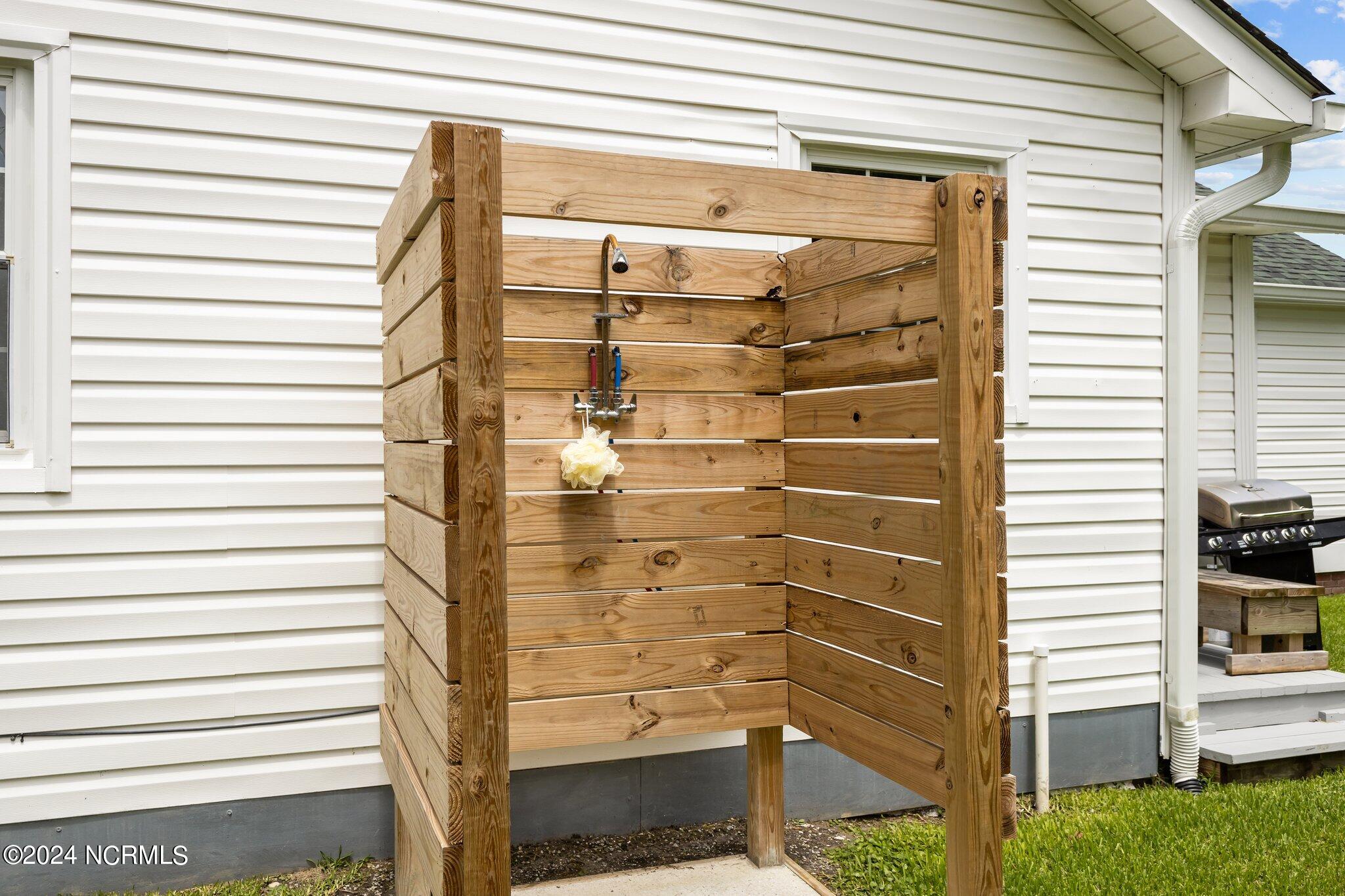 263 Core Creek Road Beaufort, NC 28516 - Photo 24 of 55 outdoor shower
