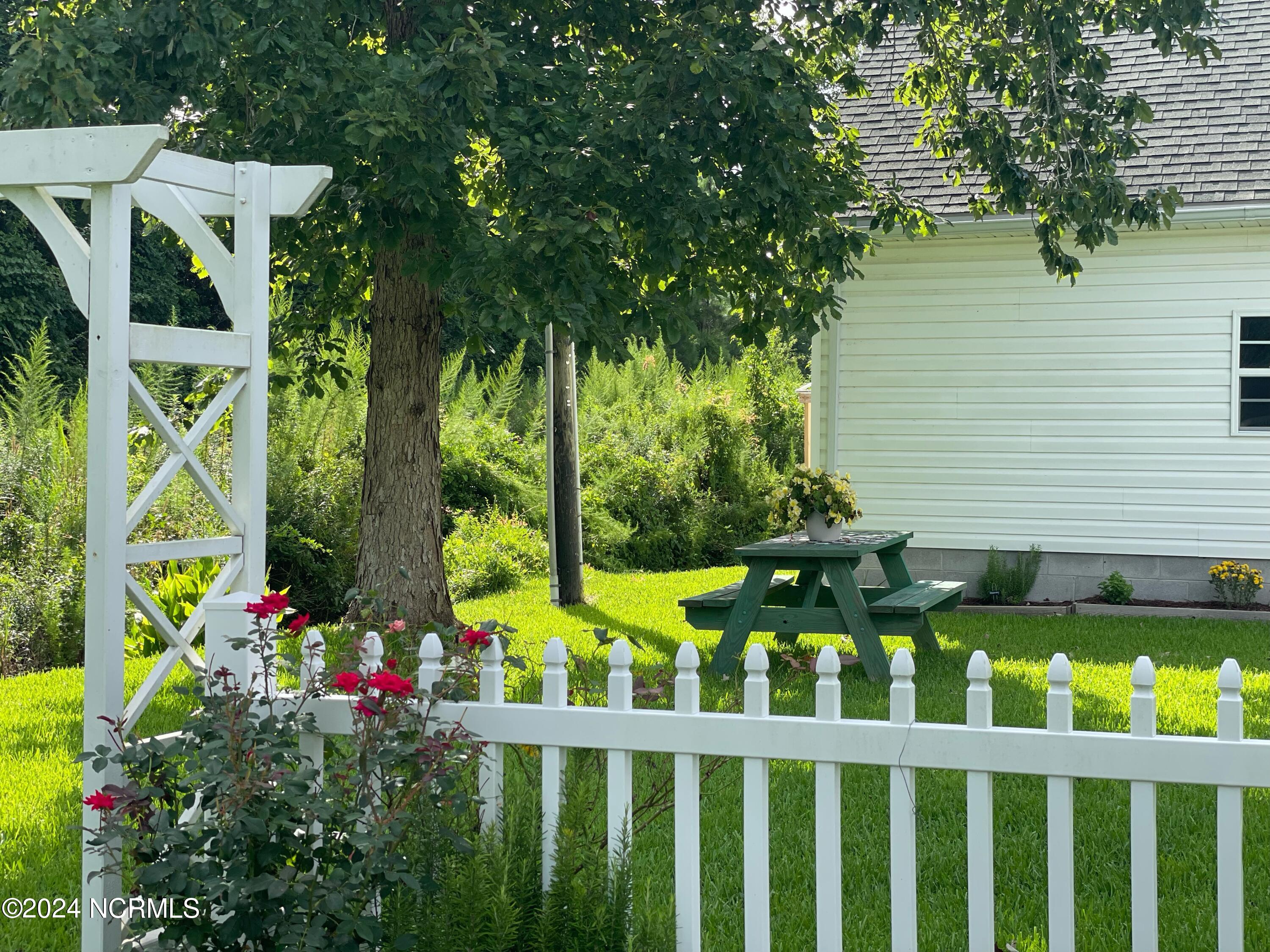263 Core Creek Road Beaufort, NC 28516 - Photo 54 of 55 Yard