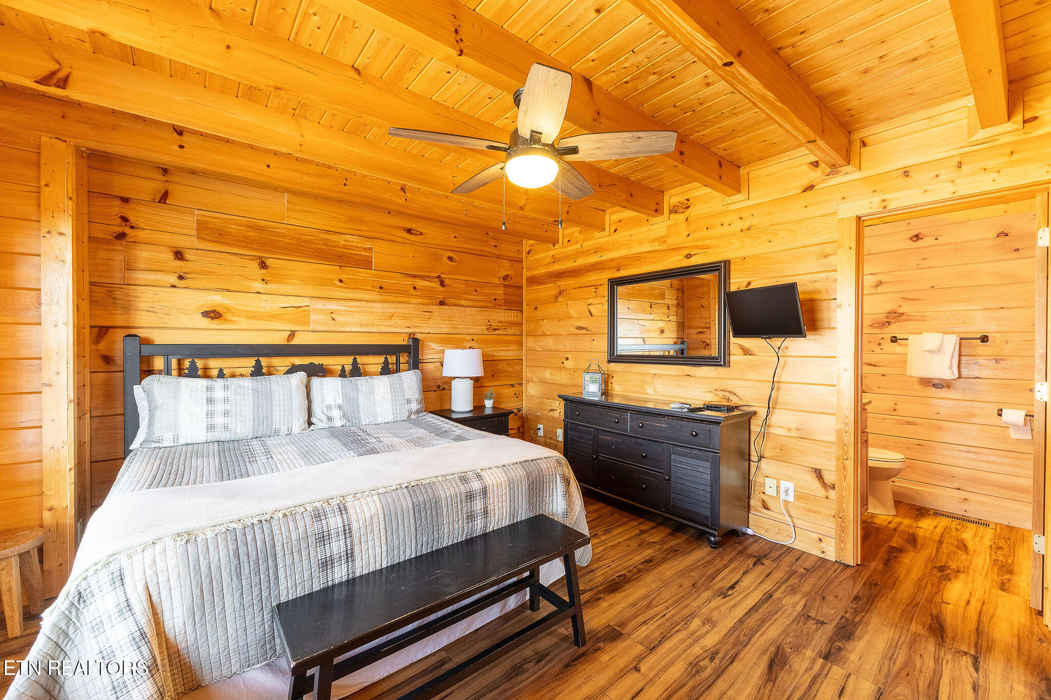 2004 Cougar Crossing Way Sevierville, TN 37876 - Photo 12 of 45 IMG_8450-HDR