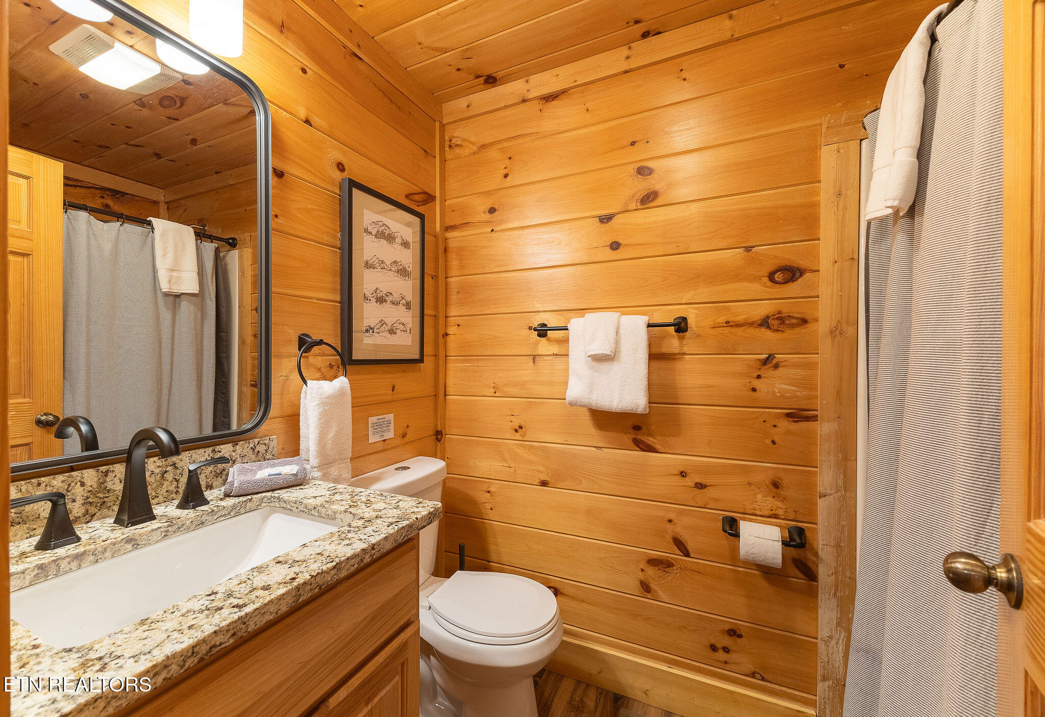 2004 Cougar Crossing Way Sevierville, TN 37876 - Photo 18 of 45 IMG_8420-HDR