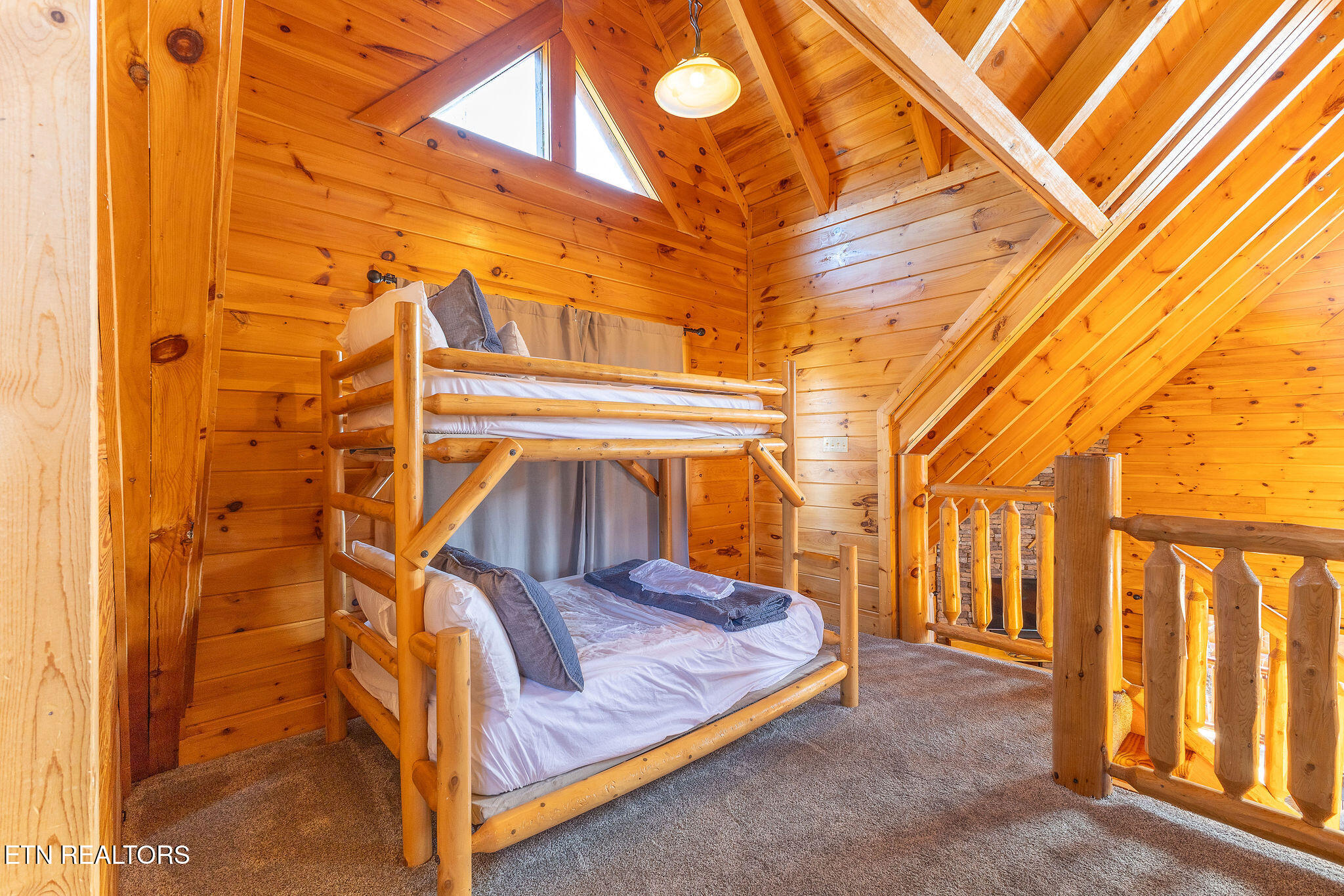 2004 Cougar Crossing Way Sevierville, TN 37876 - Photo 24 of 45 IMG_8537-HDR