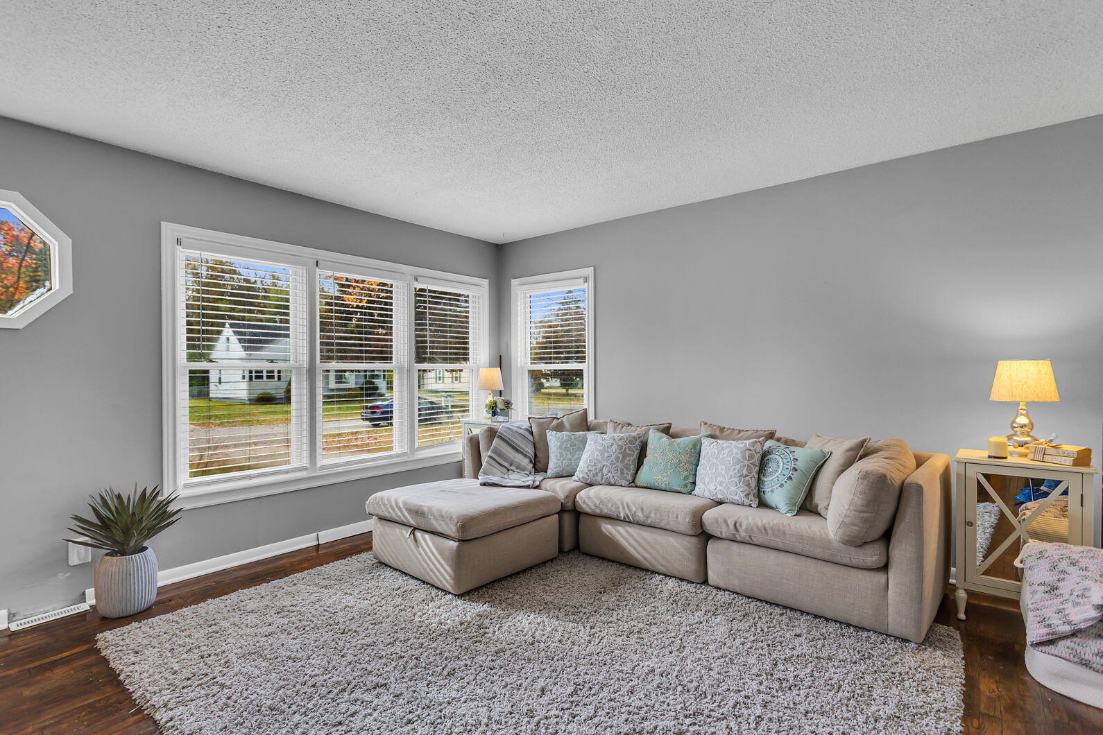 1880 South Argus Court Jackson, MI 49203 - Photo 3 of 26 12-web-or-mls-0N0A7627