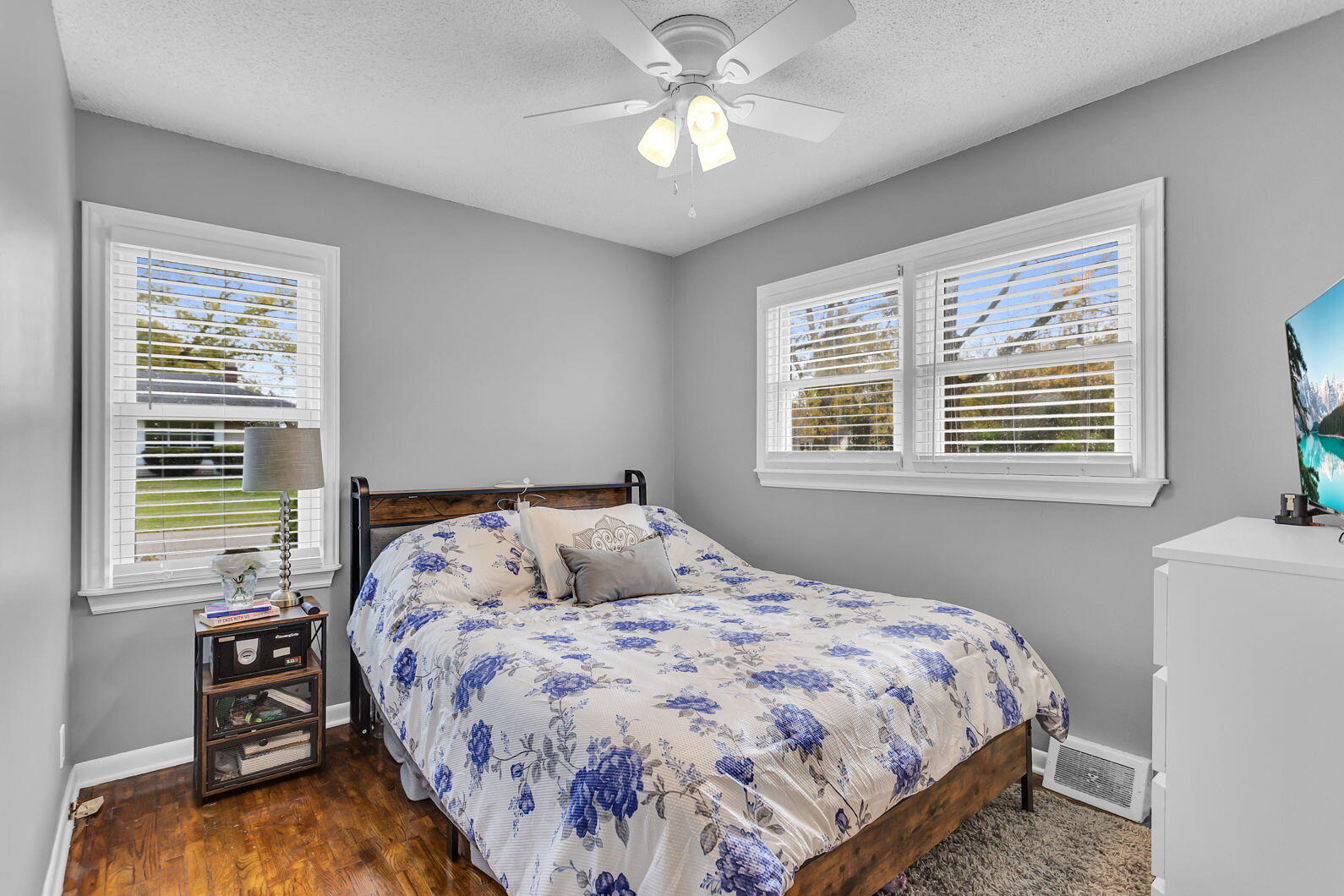 1880 South Argus Court Jackson, MI 49203 - Photo 8 of 26 18-web-or-mls-0N0A7645