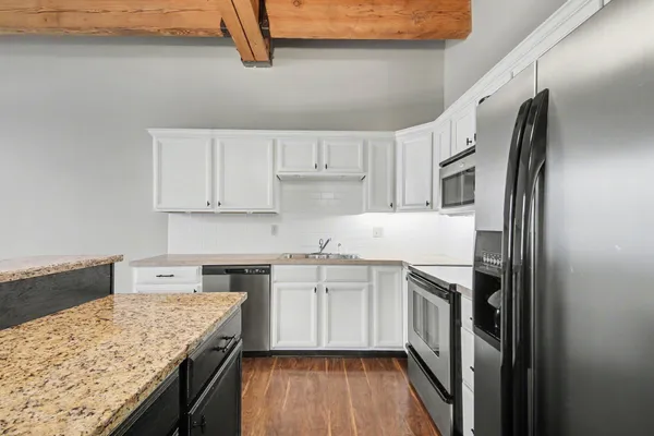 $349,900 | 940 Monroe Avenue Northwest, Unit 338, Grand Rapids, MI 49503