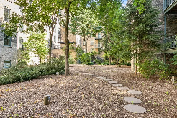 $349,900 | 940 Monroe Avenue Northwest, Unit 338, Grand Rapids, MI 49503